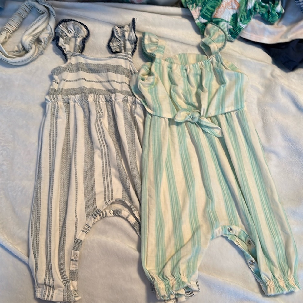 Jessica Simpson 3/6 month romper bundle